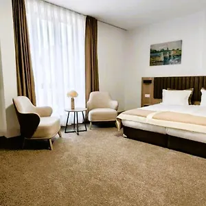 Evelin Deluxe House Guest house