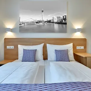 Mcdreams Duesseldorf-city Ντίσελντορφ